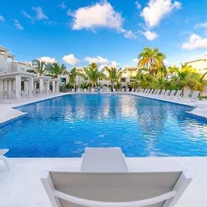 https://playa-palmera-apartments-with-pool-private-beach.greaterantilleshotels.net
