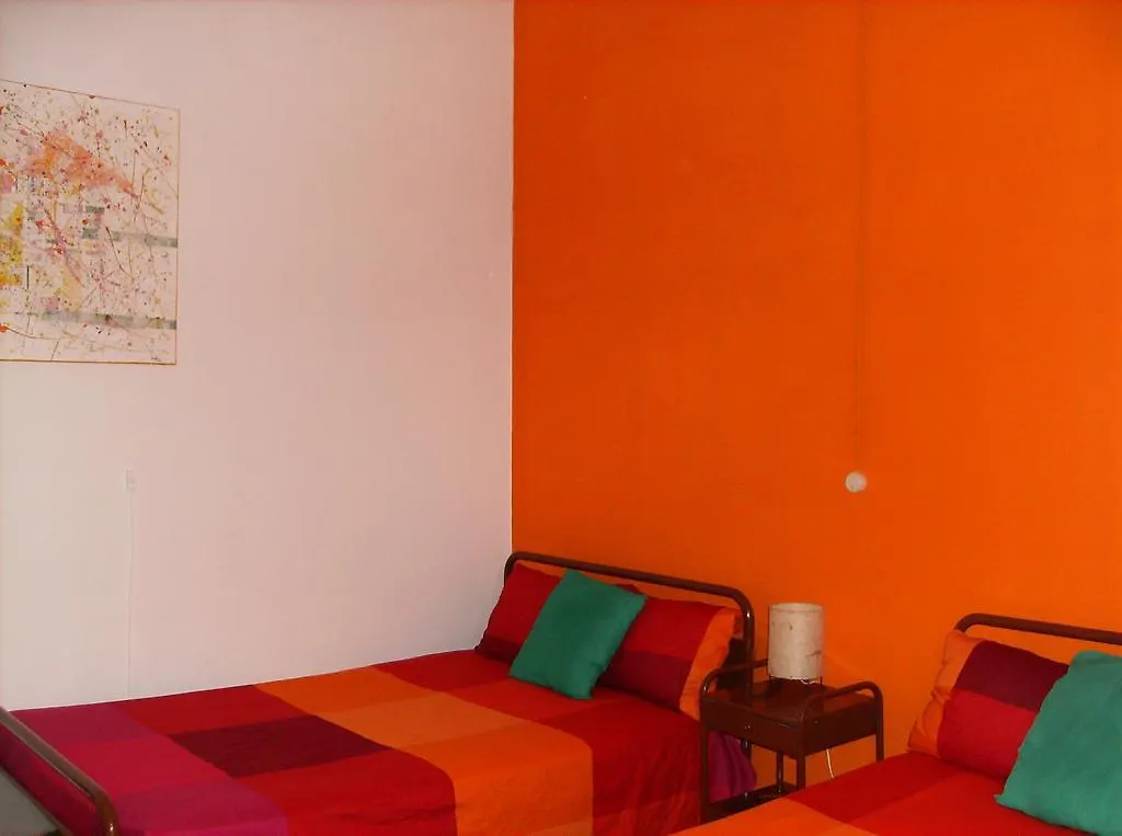 Dias E Dominguez Hostel Lisbon